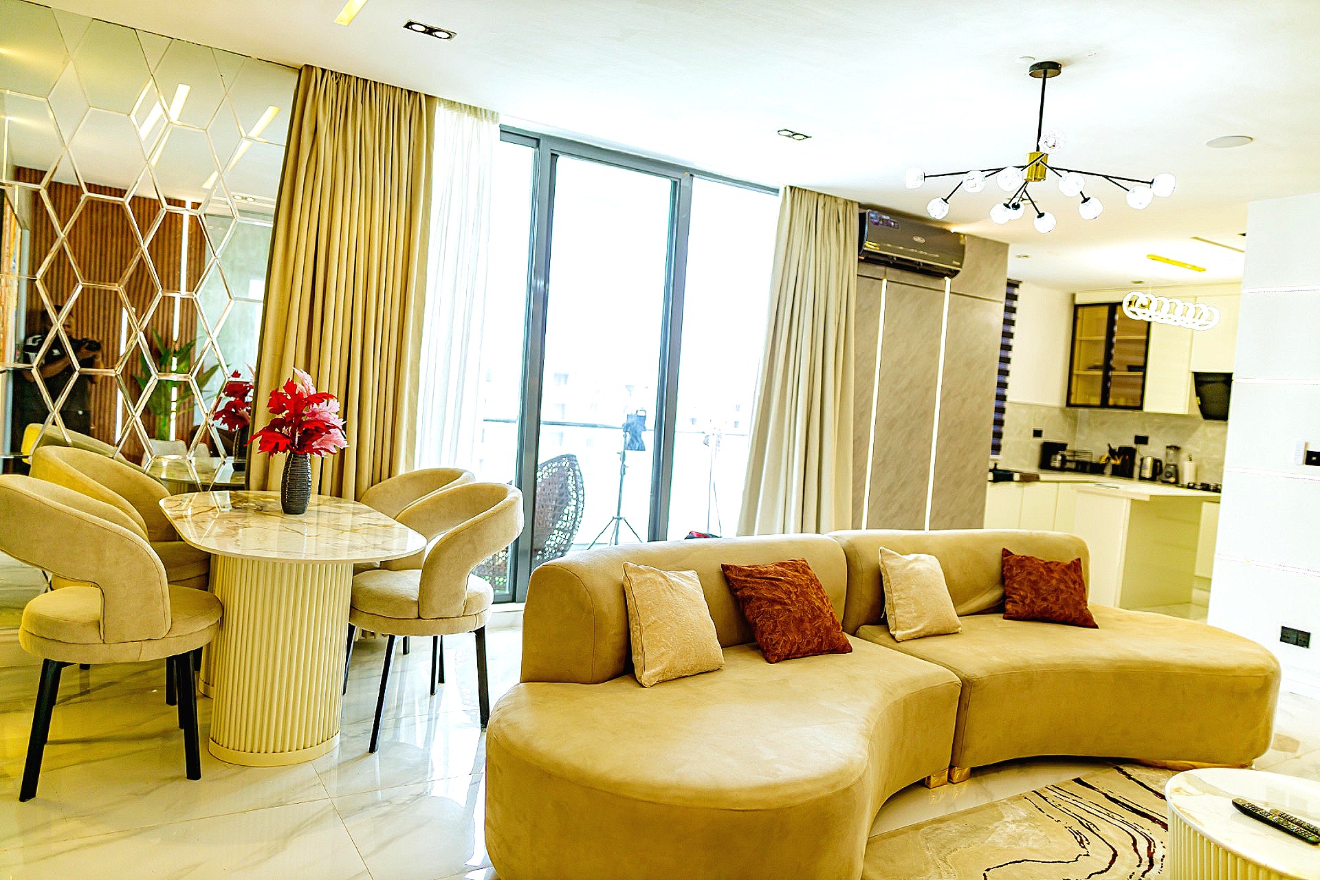 2 Bedroom Apartment penthouse at lekki phase 1 — photo 2